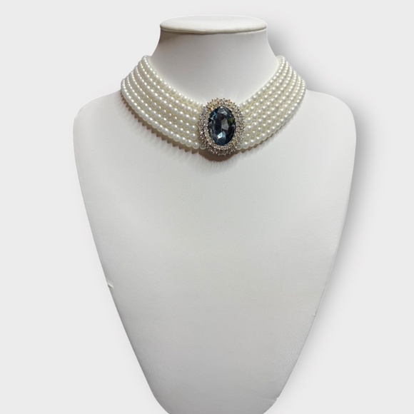 Vintage Faux Pearl & Stone “Princess Diana” Inspired Necklace - Picture 4 of 8